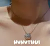 Vacaciones en la Playa Colgante de Concha Dorada Collar de Diamantes Accesorios para Mujer Set de Aretes de Concha Marina de Plata de Alta Gama