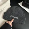 Gorro de Punto para Hombre Otoño e Invierno Estilo Coreano Bordado con Letras Gorro de Lana Hip-Hop Moderno Pareja Versátil Protección para los Oídos Pullover Gorro para el Frío