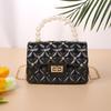 Bolsa de Ombro de Corrente Diagonal de Pérolas Nova 2024 Mini Bolsa para Celular Bolsa de Mão Fabricante Atacado Bolsa Jelly