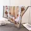 Lenço de Seda Simulada 70 Lenço Quadrado Pequeno para Mulheres Primavera, Verão e Outono Estilo Fino Clareador Proteção Solar Luxo Acessível Profissional Lenço de Aeromoça Lenço de Cabeça Presente