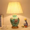 Nova Luminária de Mesa Cerâmica Estilo Chinês para Quarto, Sala de Estar Estilo Americano e Europeu Venda Direta da Fábrica Home Luminária de Mesa Dimmable com Controle Remoto