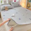 Fresco y simple, adecuado tanto para invierno como para verano, juego de tres piezas de alfombrilla refrigerante de tela gruesa 100% algodón Clase A, colcha acolchada suave para aire acondicionado de verano