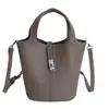Bolso de Cubo Versátil de Cuero Granulado Clásico, Diseño de Nicho, Bolso Cruzado Elegante y Moderno para Mujer, Lujo Ligero