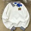 Blusa Patchwork Falsa de Duas Peças Versátil Estilo Americano/Ins para Mulheres, Modelo Inverno 2025, Forrada com Fleece, Caimento Solto, Emagrecedora, Moletom com Gola Polo
