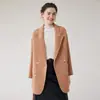 Novo Casaco de Lã Dupla Face Feminino para Outono e Inverno, com Gola Boneca, Mangas Longas e Bolsos Duplos para um Visual Jovem