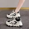 Zapatos Chunky Estilo Hong Kong para Mujer 2026 Primavera Nuevos Color Panda Blanco y Negro Zapatos para Mujer Sensación de Pisada en Mierda Zapatos Deportivos Casuales para Correr
