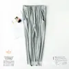Pantalones Cortos de Primavera y Verano con Bolsillos, Estilo Casual Simple, Cintura Elástica, Absorbentes de Sudor, Adecuados para Deportes, Ropa de Casa y Pijamas, Elásticos, Transpirables y Frescos