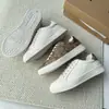 Zapatos Blancos de Piel Genuina de Alta Calidad Hechos en Guangdong, Nuevos para Primavera y Verano, de Corte Bajo, con Cordones, Estampado de Letra C, Ligeros, Amortiguadores, Tenis Casuales