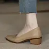 Sapatos femininos de bico fino 2023 novo estilo salto grosso francês rasos de salto médio salto alto feminino cor de damasco