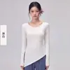 Top de yoga para entrenamiento y fitness, manga larga, cuello redondo, con abertura lateral, dobladillo asimétrico, agujero para el pulgar, elástico, corte ajustado