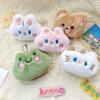 Lindo broche de conejo de peluche de dibujos animados, bufanda, bolso escolar, accesorios, decoraciones, zapatos y calcetines, accesorios de ropa, colgante.