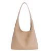 Bolsa Tote Retrô Tendência para Mulheres 2025 Novo Estilo Bolsa de Ombro de Alta Qualidade para o Trabalho e Deslocamento Bolsa de Ombro de Grande Capacidade