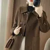 Abrigo de cachemira de doble cara para mujer con cuello de muñeca, estilo simple 2026, nuevo y elegante abrigo largo de lana de yak