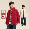 Roupa Infantil Zuoxi Jaqueta de Algodão Vermelha para Meninos Modelo Novo 2026 Reversível Lã de Cordeiro Espessa Casaco de Algodão Inverno