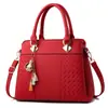 Bolsa feminina 2018 versão coreana de primavera e verão nova bolsa feminina moda europeia e americana bolsa de mão bolsa matadora de ombro a geração de cabelo