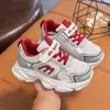 Zapatos deportivos para niños de primavera y otoño, antideslizantes, casuales, versátiles, modernos, zapatos tipo "dad shoes" para niños