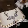 Luz de Joyería Lujo Flor Agrupada Gota de Rocío Borla Flor Enredadera Mariposa Collar Totalmente Diamantado Juego de Pendientes de Pétalos