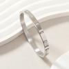 Nueva pulsera de acero de titanio con hebilla tipo O transfronteriza, sencilla, con incrustaciones horizontales y diamantes rectangulares, para parejas, joyería de acero inoxidable