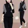Conjunto de Duas Peças de Calça Esportiva Casual Feminina Xadrez Manga Longa Gola Alta Tamanho Grande Estilo Coreano Novo Outono/Inverno 2026 para Exportação
