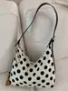 Bolsa de Ombro Único com Bolinhas de Nicho Estilo Coreano Moda Verão 2026 Nova Tendência Estilosa para o Dia a Dia Transversal