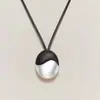 Collar Colgante de Madera de Ébano con Hilo Dorado y Plateado Cadena para Suéter Nuevo Estilo Chino Moda Artesanía Pesada Lujo Ligero Nicho Ropa de Verano