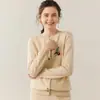 Suéter de Caxemira Macio Novo Outono 2025 Feminino Gola Redonda Cardigan Bordado Suéter Jaqueta de Lã Tricotada Solta