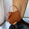 Bolso de mano elegante de gran capacidad con tejido avanzado de comercio exterior, estilo europeo y americano, bandolera de hombro para mujer, novedad de verano 2024