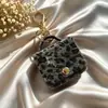 Colgante de Mini Bolso Cuadrado con Estampado de Leopardo de Felpa Estilo Ins Transfronterizo, Estuche de Auriculares de Gama Alta, Llavero, Accesorio para Bolso