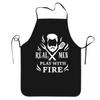 E-commerce transfronterizo caliente barbacoa divertida estampado impermeable simple cuello colgante alto valor de color delantal estampado de letras