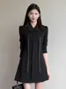 Vestido Preto Elegante Estilo Coreano com Toque de Luxo para Mulheres, Nova Moda Outono, Vestido Curto Simples e Justo