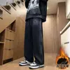 Venta directa al por mayor pantalones de hombre otoño e invierno nuevos gruesos con forro polar lavados adolescentes y estudiantes de moda guapos pantalones rectos hombre