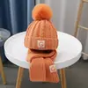 Chapéu de urso infantil para outono e inverno, chapéu de bebê quente à prova de vento, de algodão tricotado, com forro de fleece e cachecol espessado de design integrado