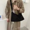 Otoño Invierno Retro Gamuza Mate Felpa Bolso Bajo el Brazo Mujer 2026 Nuevo Bolso Tote Simple Gran Capacidad Hombro Único Bolso Grande