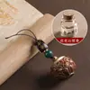 Sándalo Verde Estilo Antiguo Calado Bolita de Sachet Pastilla de Incienso Llavero de Coche Colgante Portátil Cadena de Teléfono Móvil Colgante Colgante