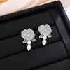 Pendientes Colgantes de Perla Camelia Vintage Francés Aguja de Plata para Mujer Estilo Mori Lujo Ligero Moda de Gama Alta Pendientes Elegantes para Mujer