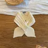 Bufanda pequeña de punto liso con patrón de trenzas, nuevo estilo invierno 2026, cálida y protectora para el cuello, fácil de llevar, hilo tejido cruzado, calentador de cuello para niños