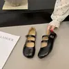 Zapatos Mary Jane de moda coreana con suela blanda para mujer, colección de verano 2026, zapatos pequeños de cuero versátiles que rejuvenecen para combinar con faldas, zapatos de corte bajo