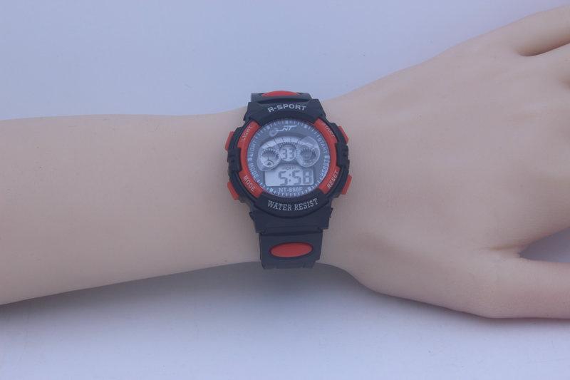 888F-027.jpg
