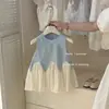 Vestido de verão novo para bebê da Sweet Little Sister 2026, vestido de botão bordado para meninas, vestido regata estiloso para bebê menina, moderno