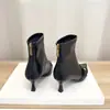 Botas skinny de salto alto botas femininas retrô 2026 nova chegada fivela botas de tornozelo pequenas botas de outono de cano curto bico fino salto fino botas femininas