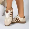 Zapatos de mujer Forrest Gump 2026 primavera nuevos blancos casuales retro zapatillas versátiles zapatillas de entrenamiento alemanas para mujer