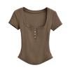 Camiseta sexy de manga corta con cuello cuadrado grande estilo puro deseo maduro ligero para mujer 2024 Verano nuevo top ajustado de hilo con tres botones