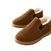 Novos sapatos de tecido de Pequim masculinos de inverno quentes de algodão pedal de pé com veludo espessado pai de meia-idade antiderrapante trabalho