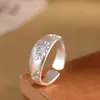 Joyería de Plata de Calidad y Personalidad: Anillo de Margarita de Plata Pura 999.9, Moda Lujo Ligero Nicho, Estilo Simple y Fresco, Anillo Elegante Ajustable