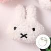 Primavera y verano nuevo broche de conejo felpa lindo animal pequeño caricatura japonés ropa de niñas zapatos colgante de bolso pequeño regalo