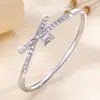 2026 Pulsera de Nuevo Estilo Moda Transfronteriza Europea y Americana Cruz de Circonita Pulsera de Alta Gama Llena de Diamantes para Mujer Pulsera de Lujo Ligero