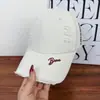 Boné de Baseball com Aba Larga e Estrutura Rígida para Mulheres, Novo Estilo Versátil da Moda Que Faz o Rosto Parecer Menor, Proteção Solar, Adequado para Homens com Circunferência da Cabeça Grande