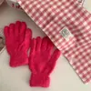 Libro Rojo Pequeño con Guantes de Felpa de Coral Lindo Castor Pequeño Guantes de Peluche Loopy Guantes a Prueba de Frío para Estudiantes al Montar