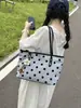 2026 Novo Estilo de Verão Bolsa Tote de Bolinhas Estilo Coreano, Relaxada e de Grande Capacidade, Bolsa de Ombro Fashion para Trabalho e Deslocamento