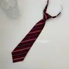 Primavera, Verano, Otoño, Invierno Corbata Jk en Tono Tierra para Estudiantes, Pajarita Corta Estilo Japonés y Coreano Color Marrón, Estilo Japonés Sin Costura para Mujeres